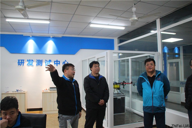 1510560043442158.jpg 河北智飛極農(nóng)無人機科技|一鳶科技|行業(yè)定制無人機